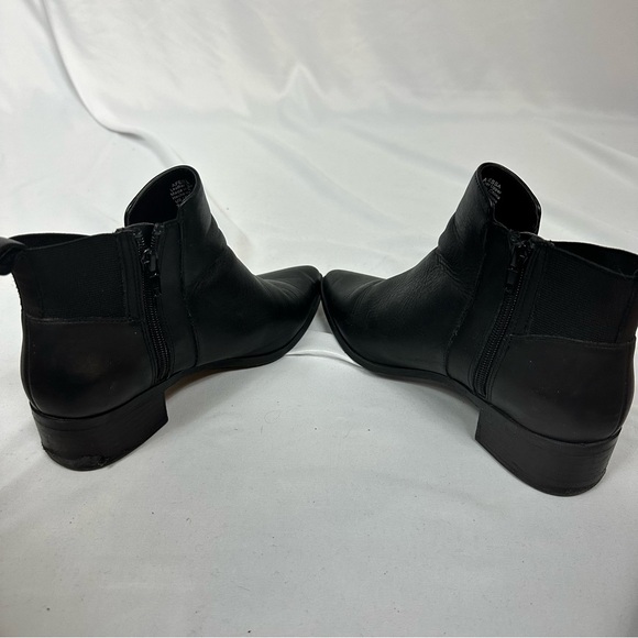 Crown Vintage Black Booties in Size 7.5 - Picture 6 of 6